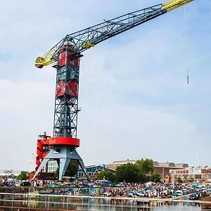 Faralda Crane Amsterdam