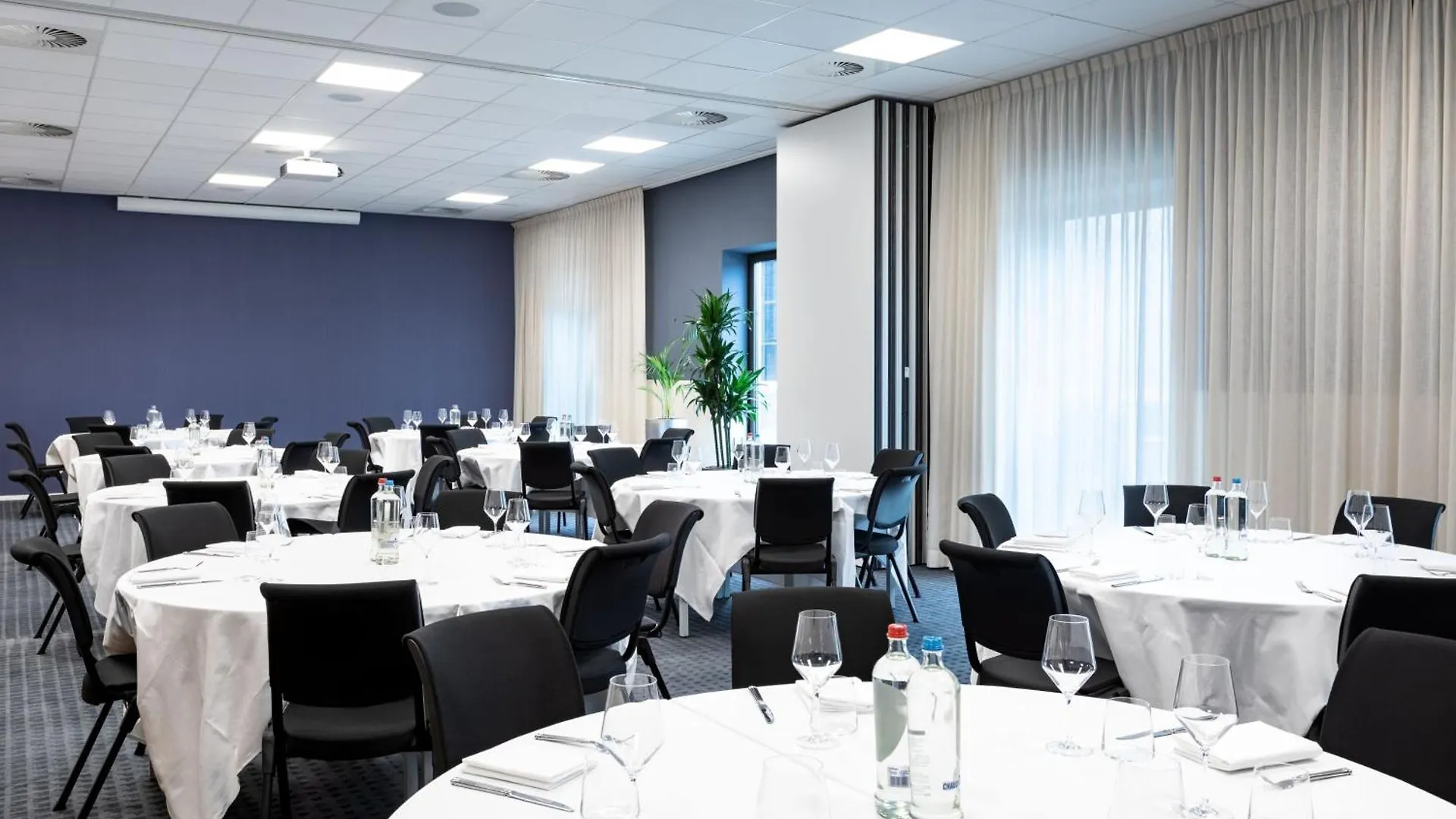 **** Otel Courtyard By Marriott Amsterdam Arena Atlas Hollanda