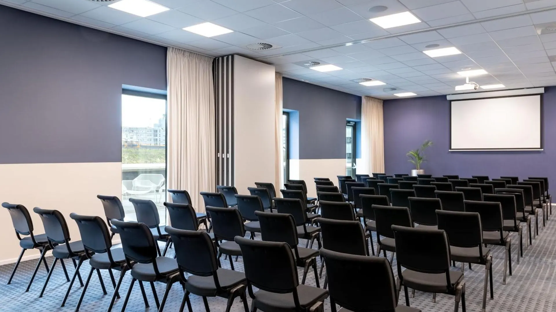 Courtyard By Marriott Amsterdam Arena Atlas Ξενοδοχείο