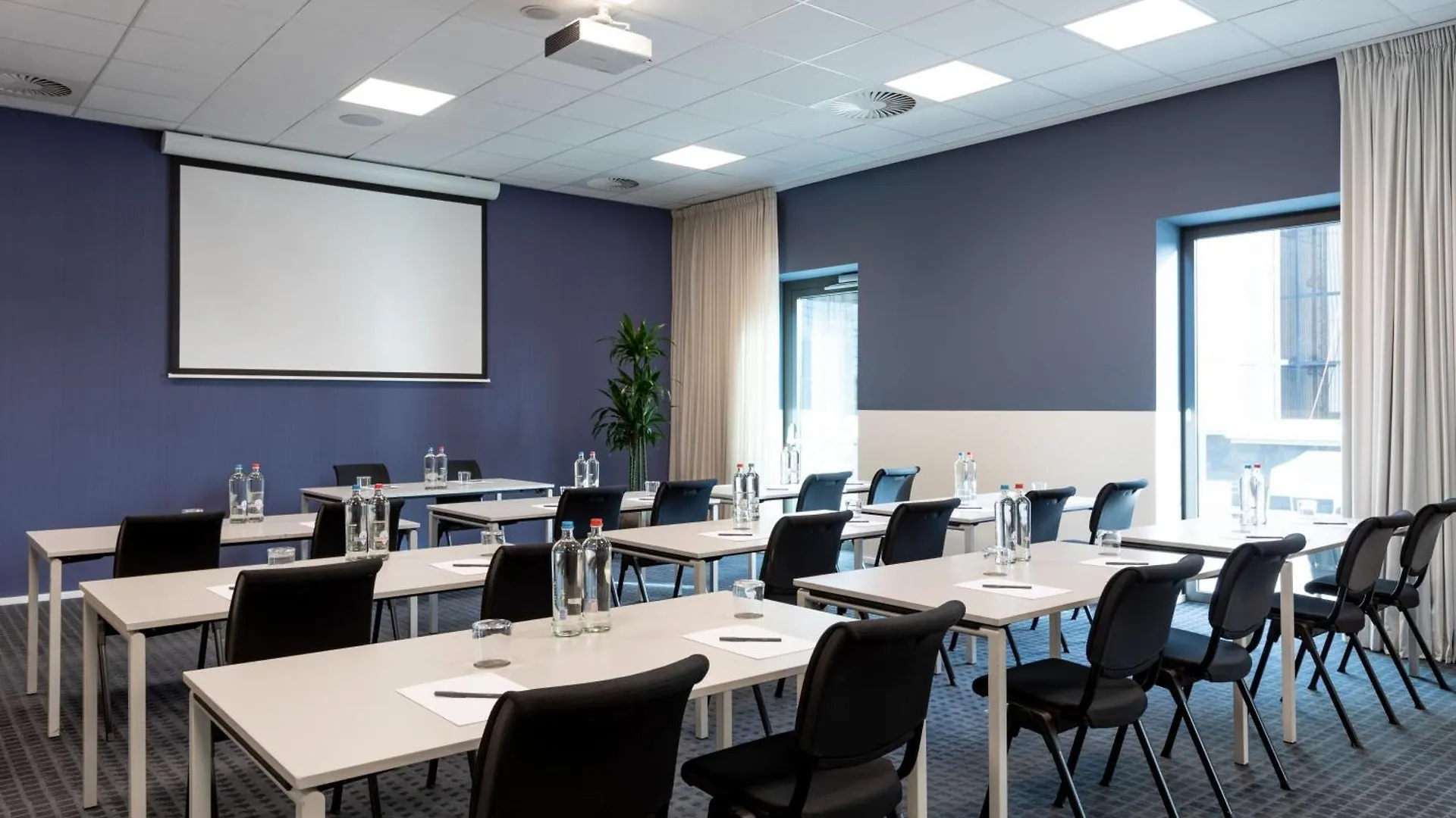 Courtyard By Marriott Amsterdam Arena Atlas 4*,  Netherlands